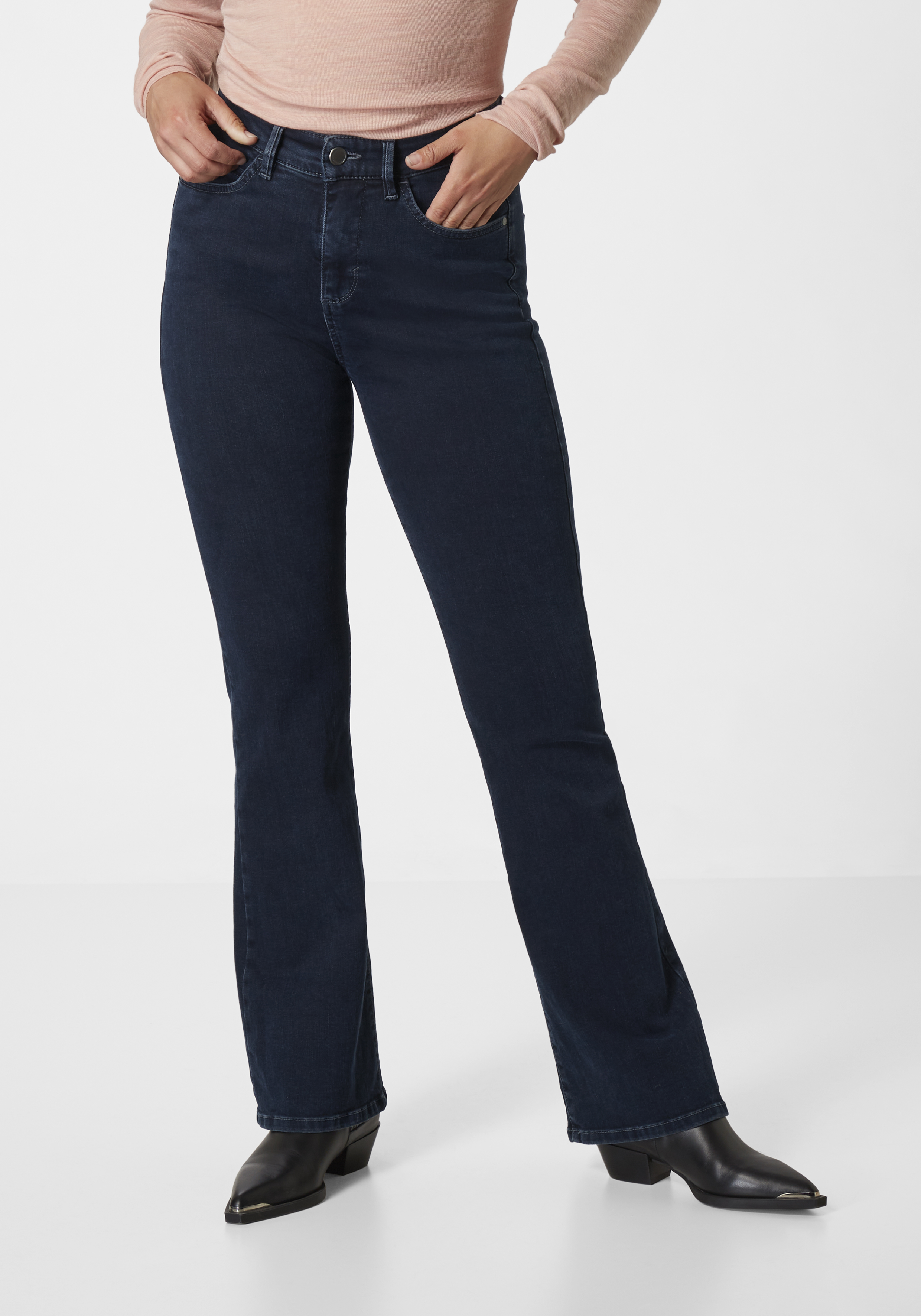 605057025000-4701_9_damen-straight-jeans-bootcut-jane-paddocks.jpg