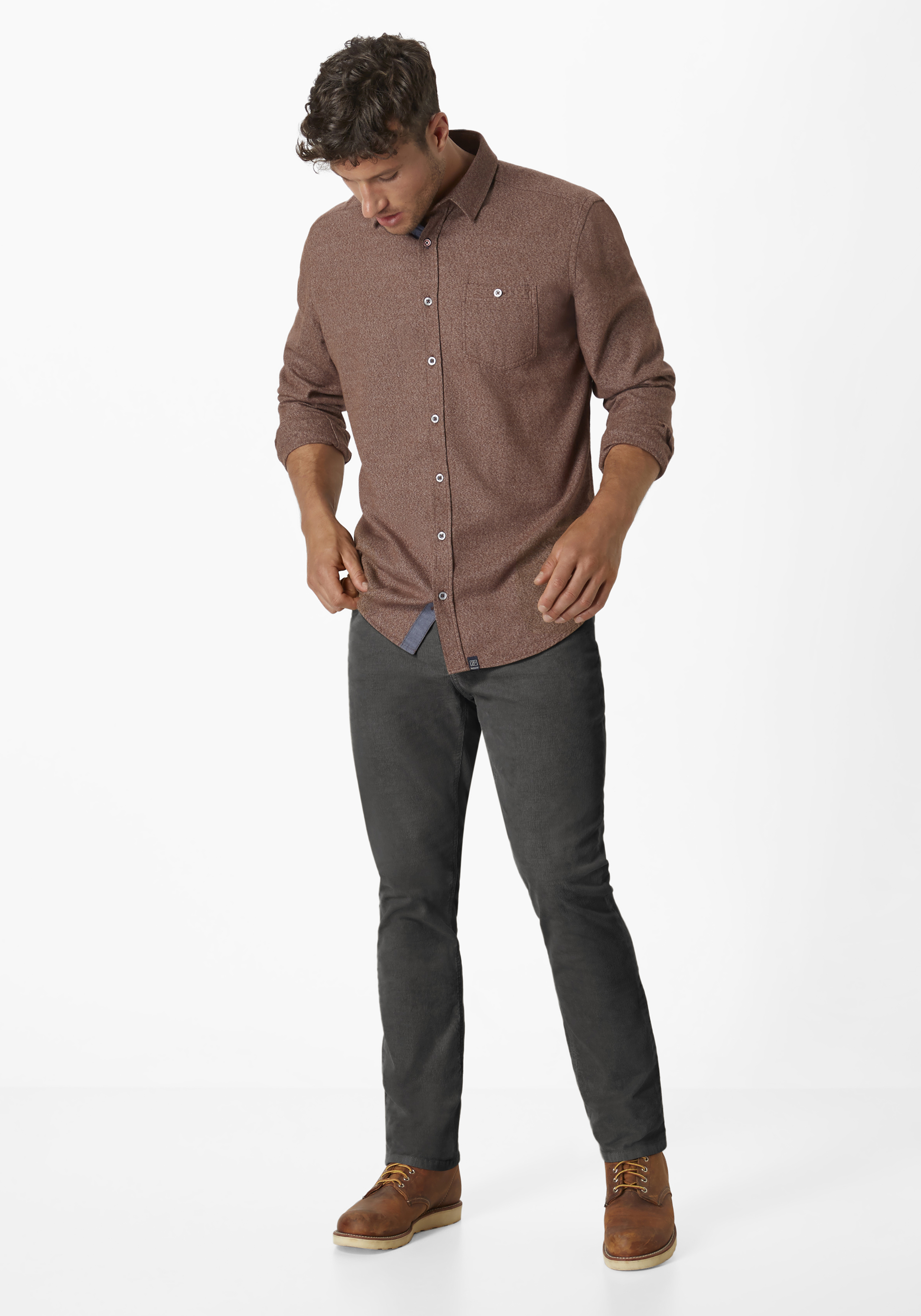 802106947000-1009_8_herren-cordhose-regular-straight-ben-paddocks.jpg