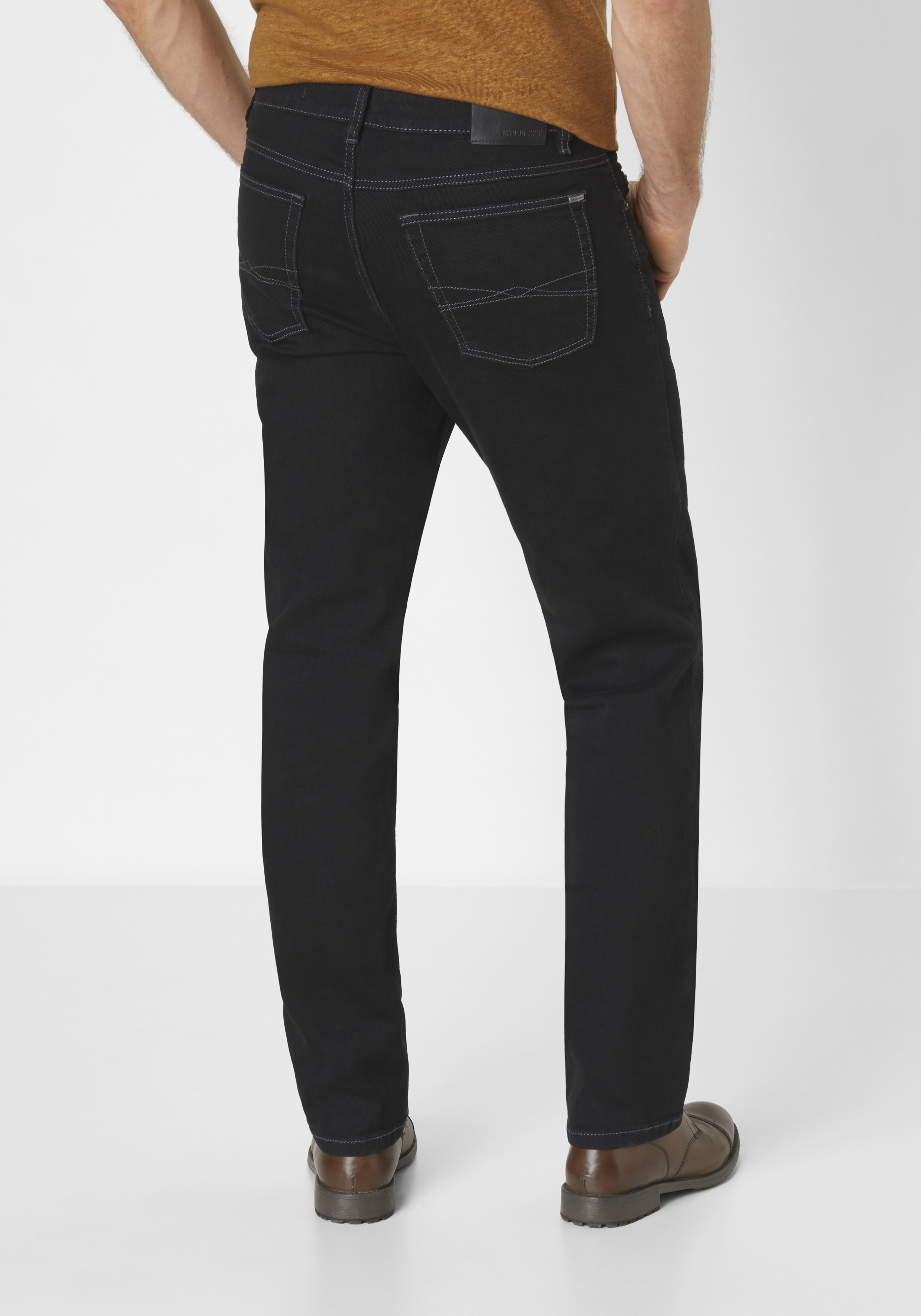 802044960000-6001_10_herren-slim-fit-jeans-pipe-paddocks.jpg