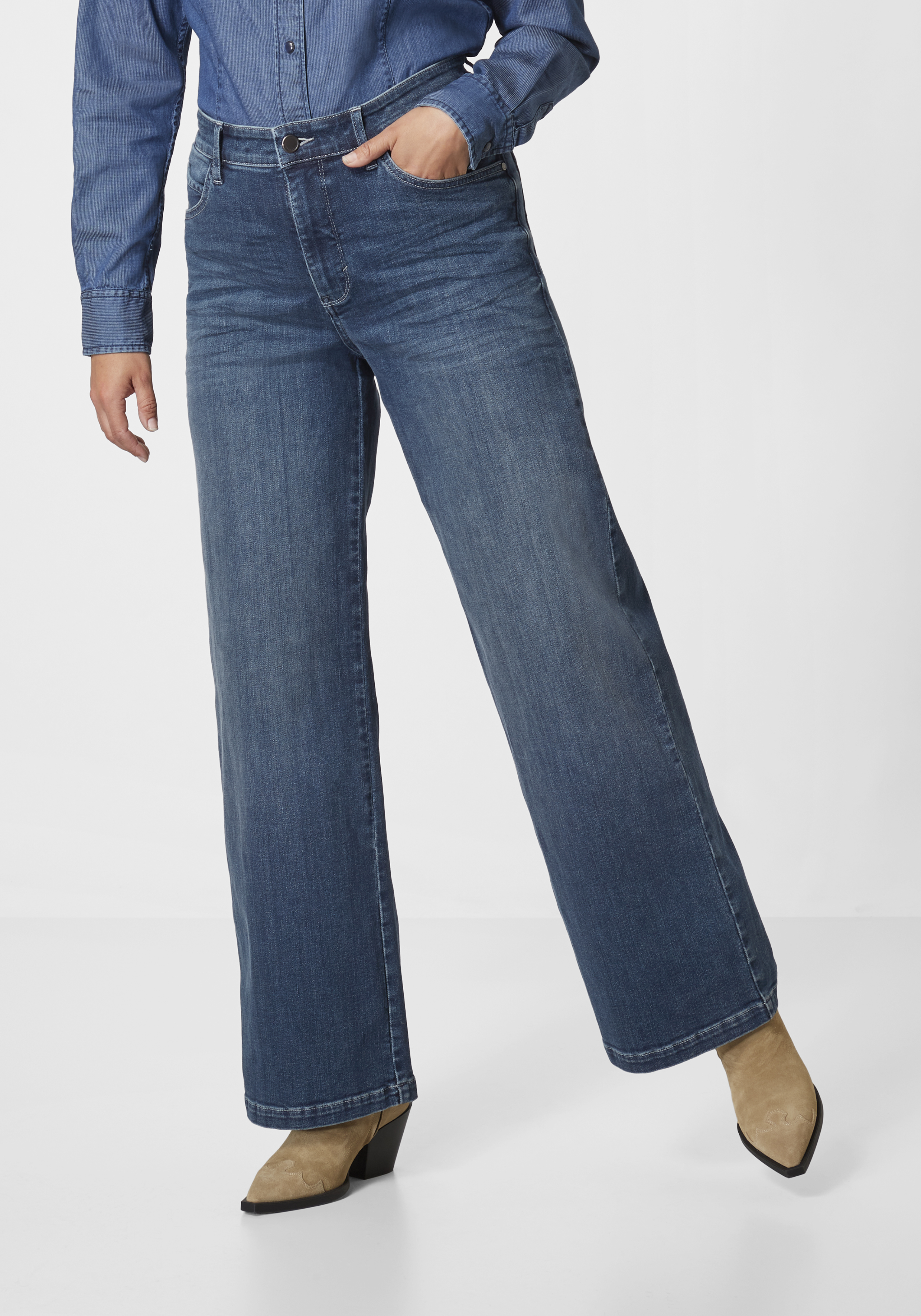 605547138000-4550_9_damen-relaxed-fit-5-pocket-jeans-marlene-paddocks.jpg