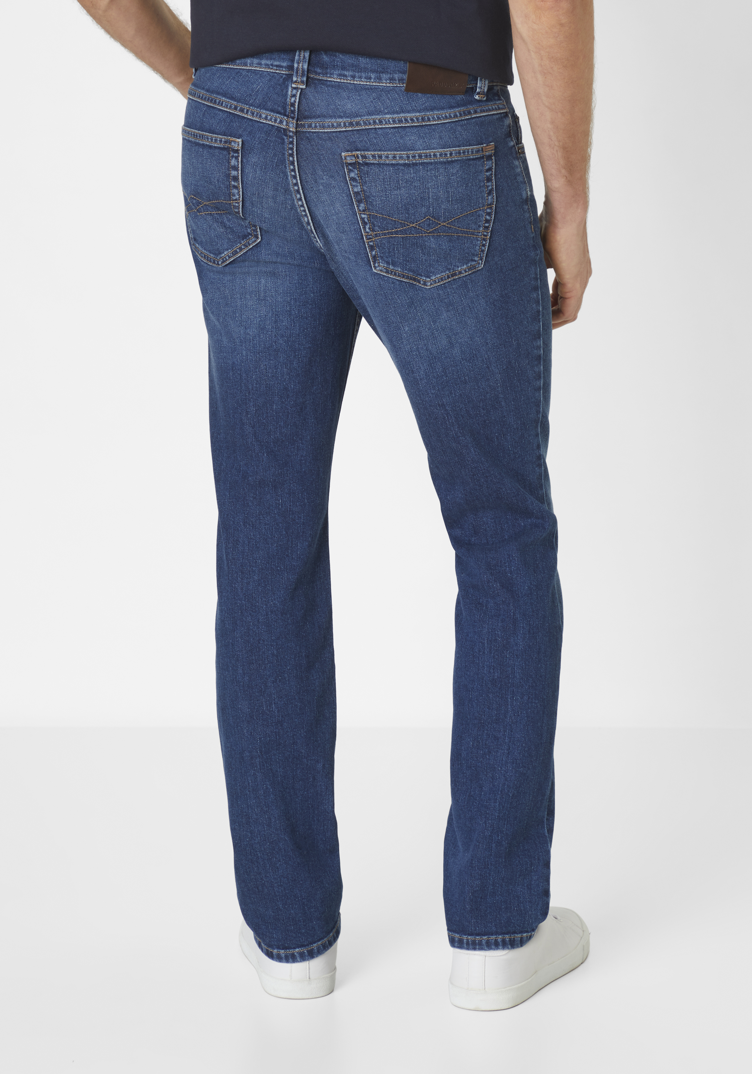 802047133000-4310_10_herren-slim-fit-jeans-pipe-50-jahre-paddocks.jpg