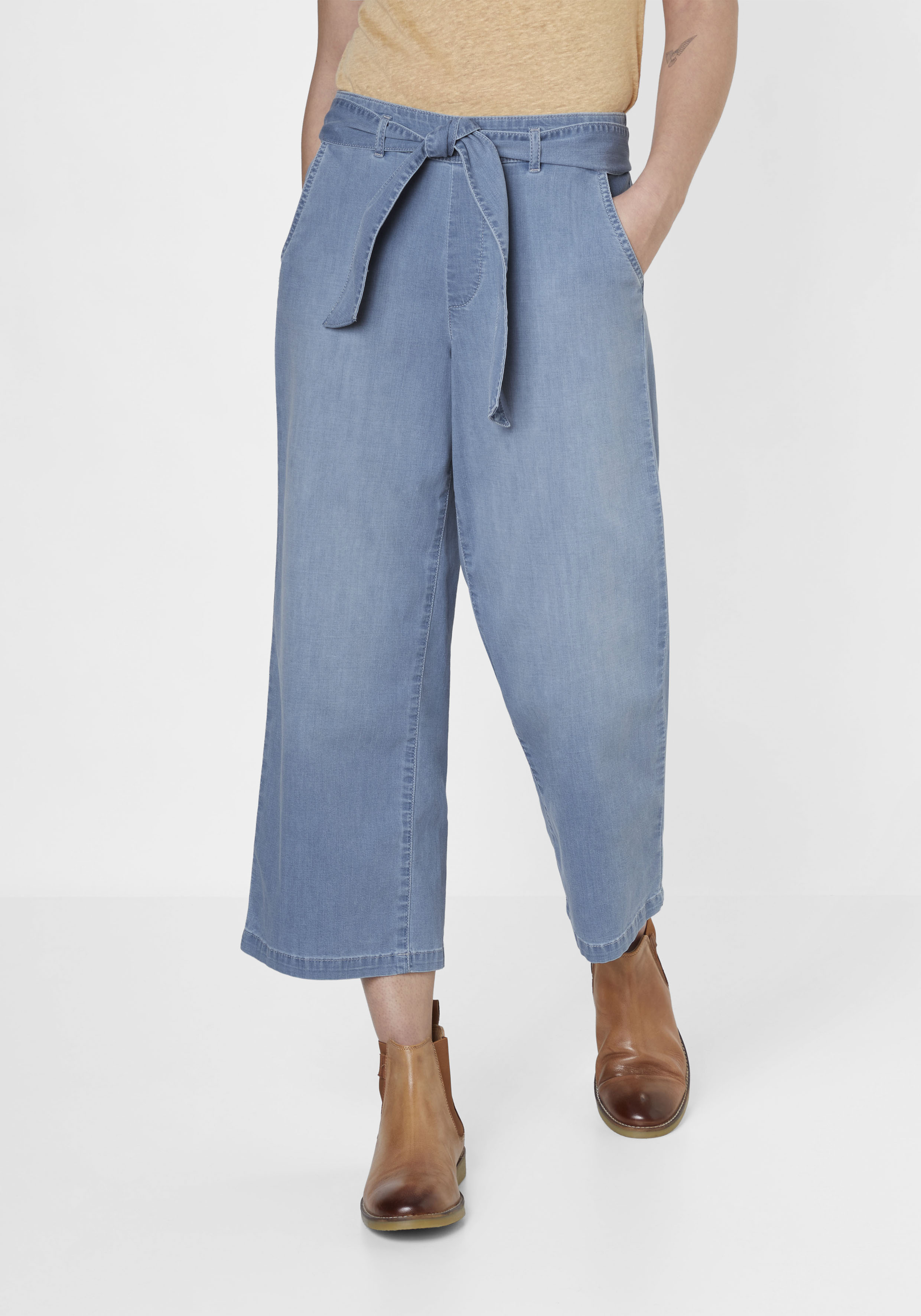 605403766000-5812_damen-high-rise-jeans-culotte-paddocks_9.jpg