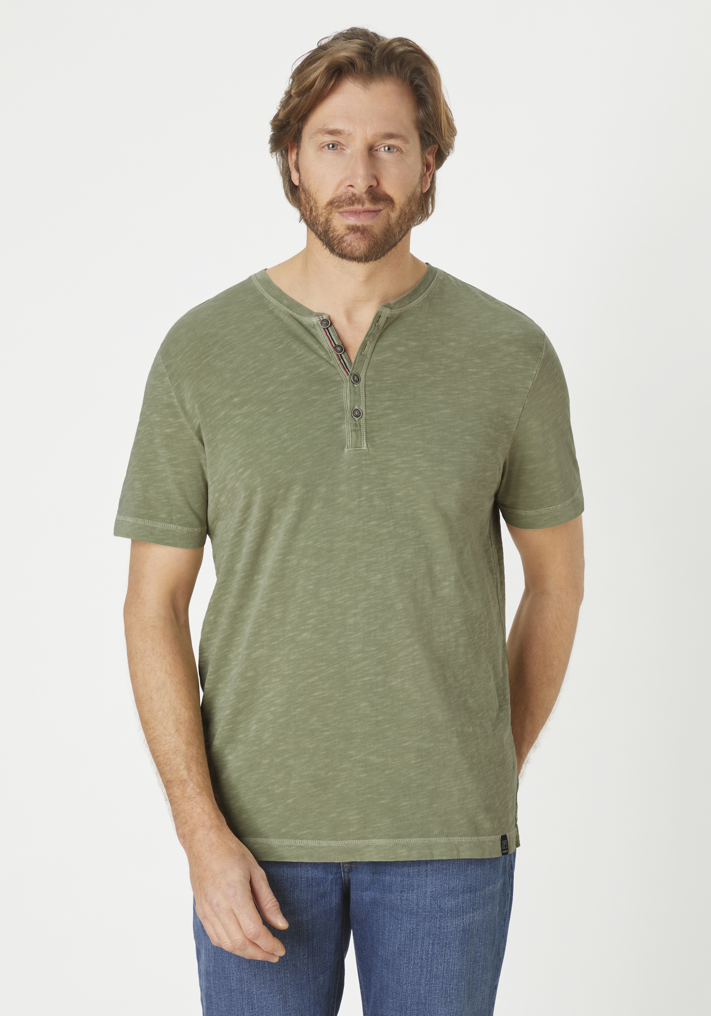 381386812000-2900_9_herren-t-shirt-serafino-henley-paddocks.jpg